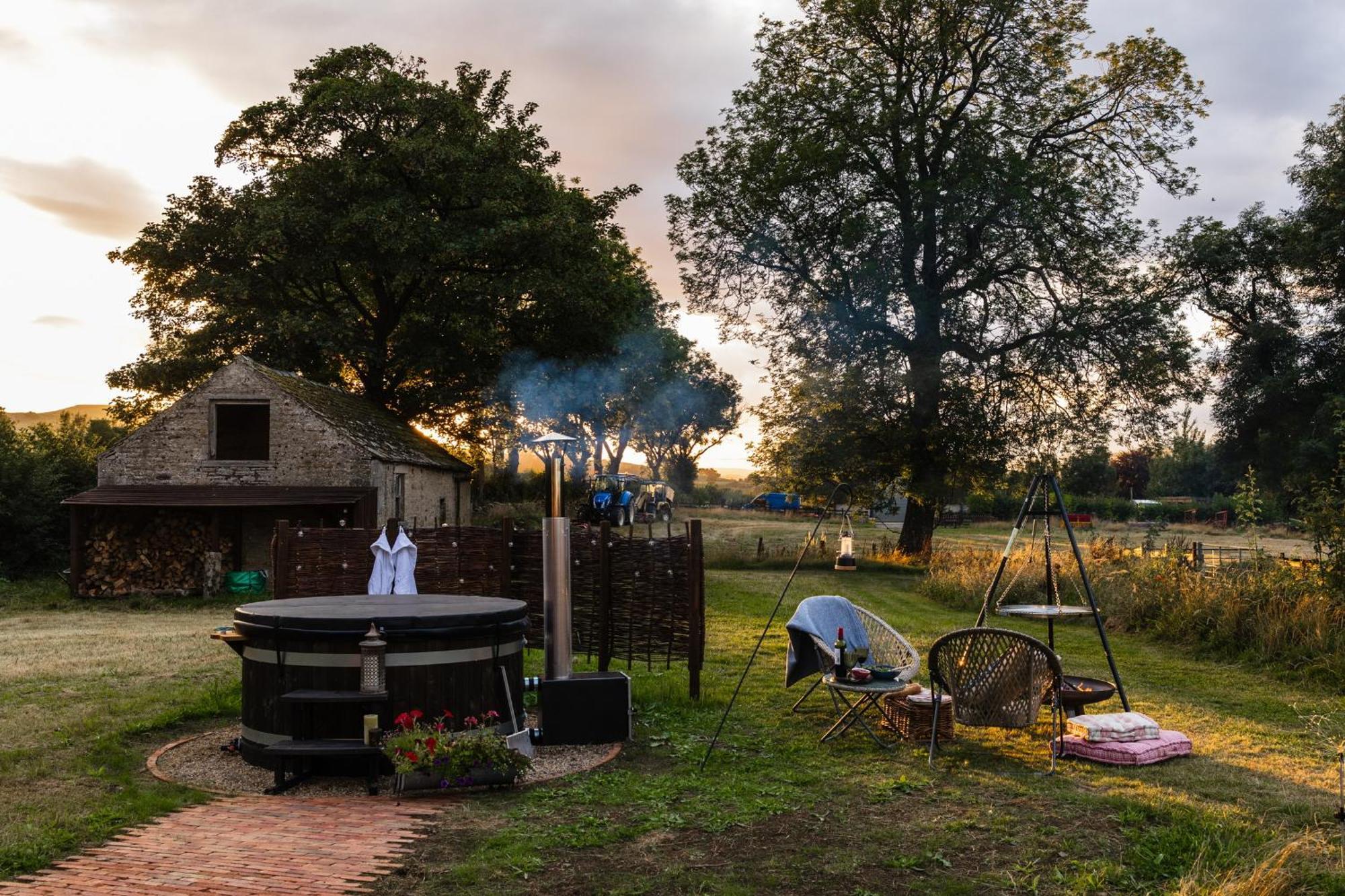 Toadland Shepherd Huts Durham Luaran gambar
