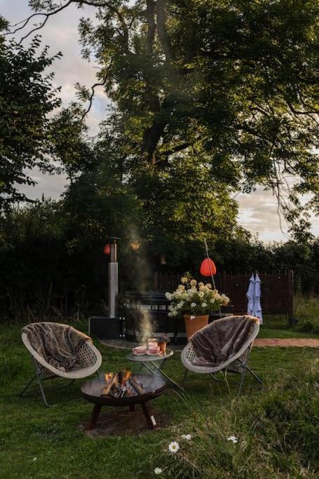Toadland Shepherd Huts Durham Luaran gambar